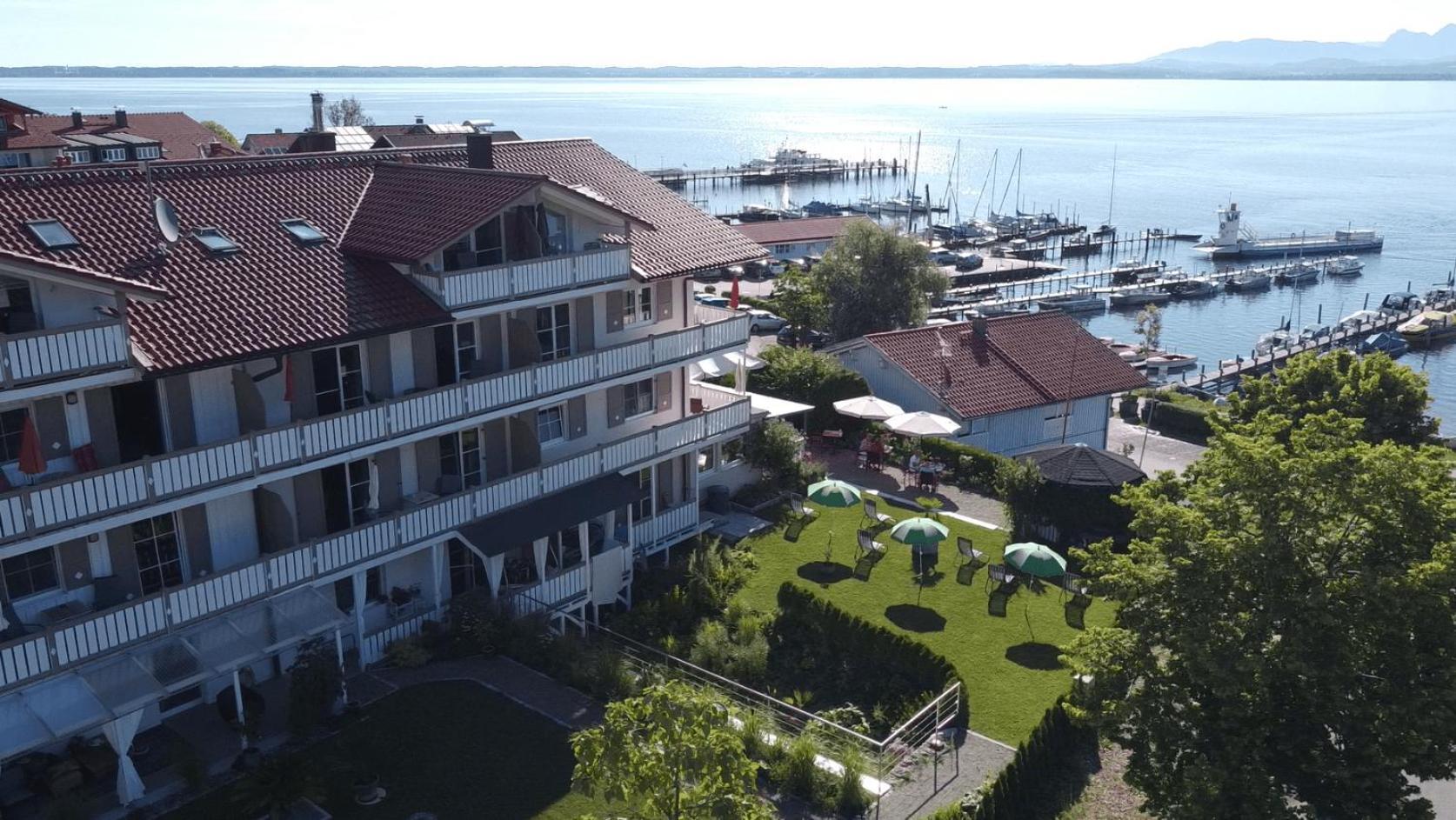 Chiemseestern Vacation & Recreation "Adults Only" Gstadt am Chiemsee Exterior photo